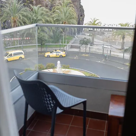 Отель Flag Madeira -