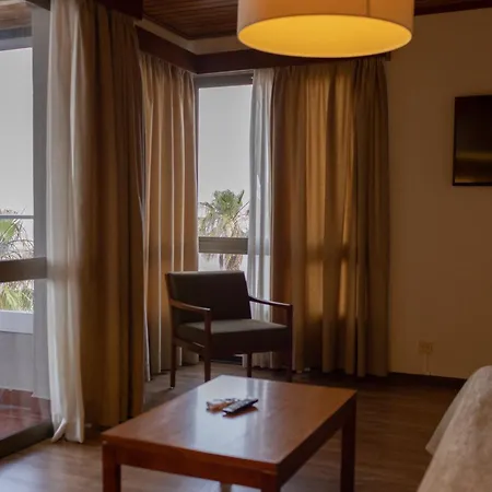 Отель Flag Madeira - 3*